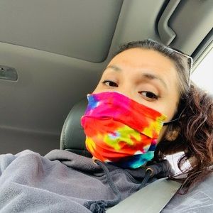 Meet your Posher, Mireya